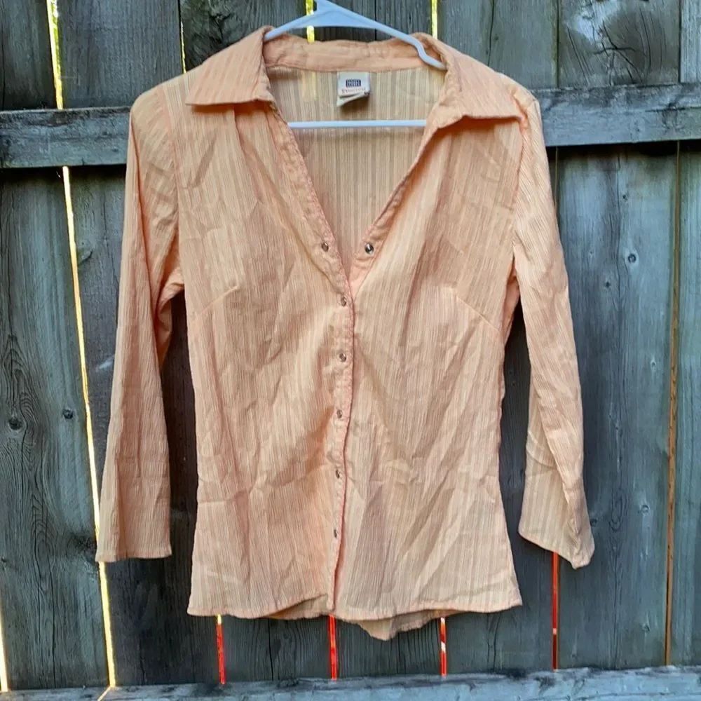 Faded Glory Textured Snap Button down sz. S